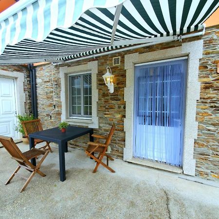 Apartamentos Turisticos Rosa Рибадео Екстериор снимка