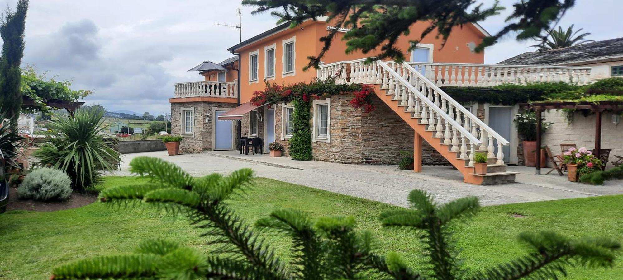 Apartamentos Turisticos Rosa Рибадео Стая снимка